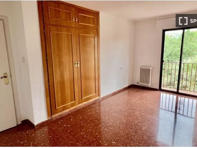 Habitación en piso compartido en Granada