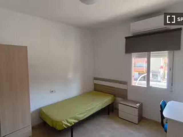Habitación en piso compartido en Granada