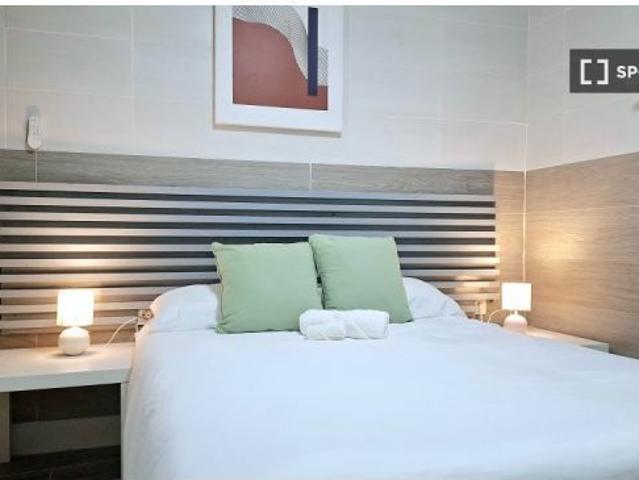 Habitación en piso compartido en L' Hospitalet de Llobregat