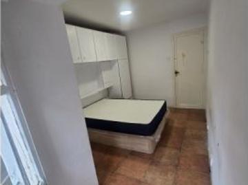 Habitación en piso compartido en LHospitalet de Llobregat