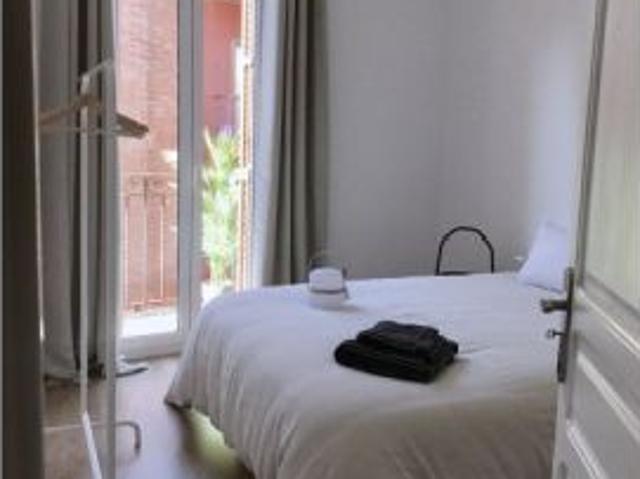 Habitación en piso compartido en LHospitalet de Llobregat
