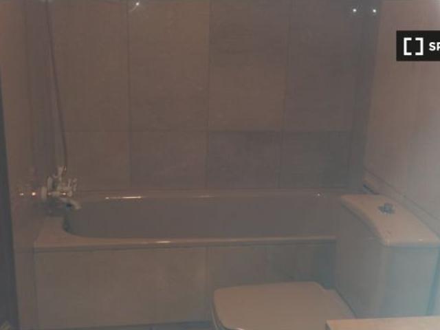 Habitación en piso compartido en madrid
