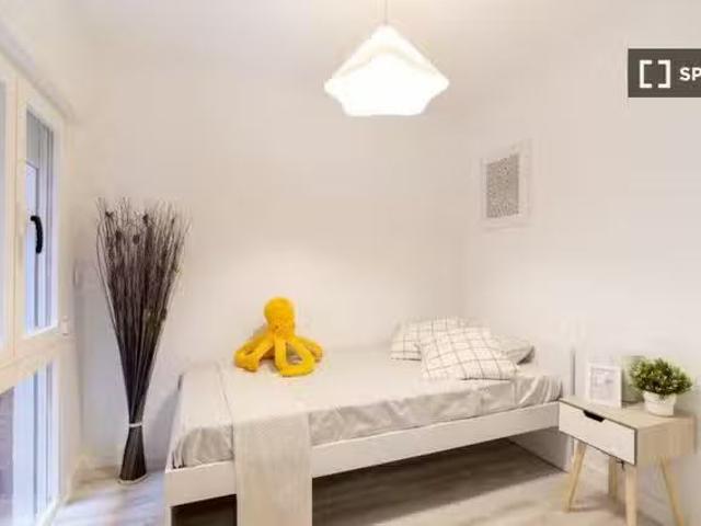 Habitación en piso compartido en madrid