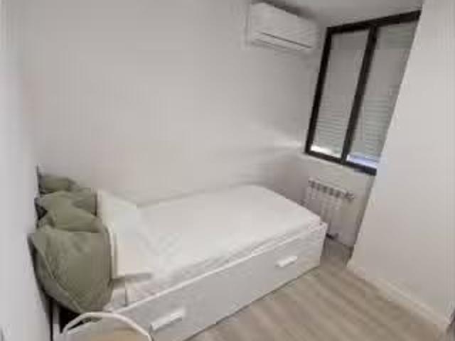 Habitación en piso compartido en madrid