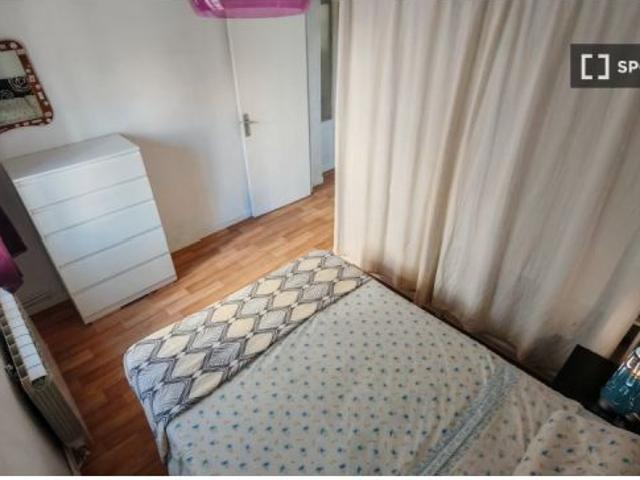 Habitación en piso compartido en madrid