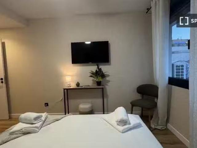 Habitación en piso compartido en madrid