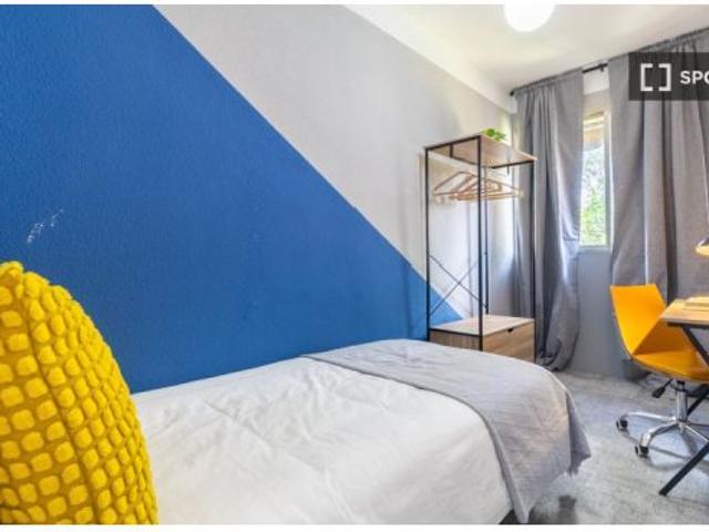 Habitación en piso compartido en madrid