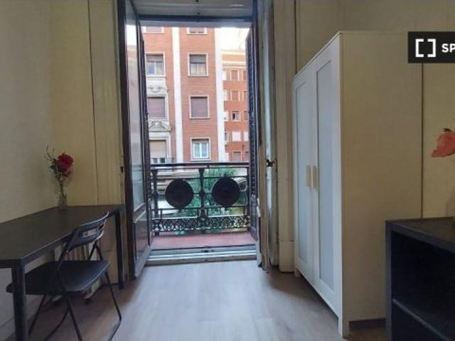 Habitación en piso compartido en madrid