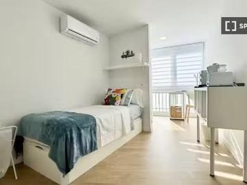 Habitación en piso compartido en madrid