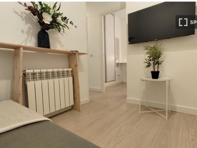 Habitación en piso compartido en madrid