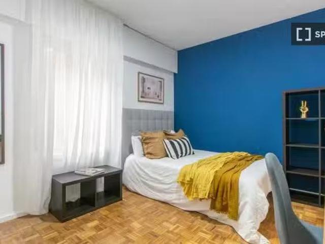 Habitación en piso compartido en madrid