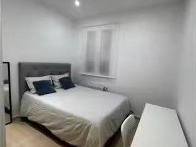 Habitación en piso compartido en madrid