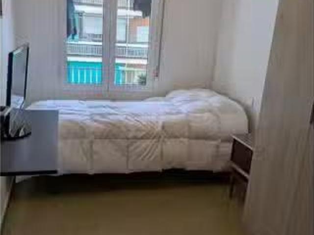 Habitación en piso compartido en madrid
