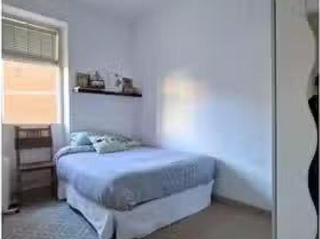 Habitación en piso compartido en madrid