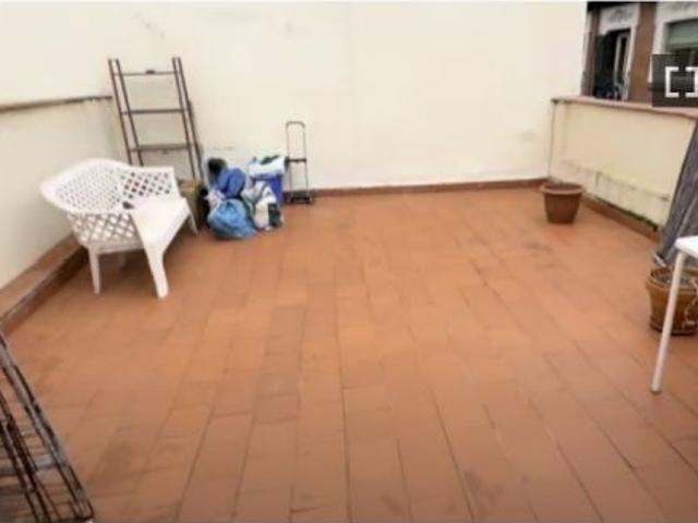 Habitación en piso compartido en madrid
