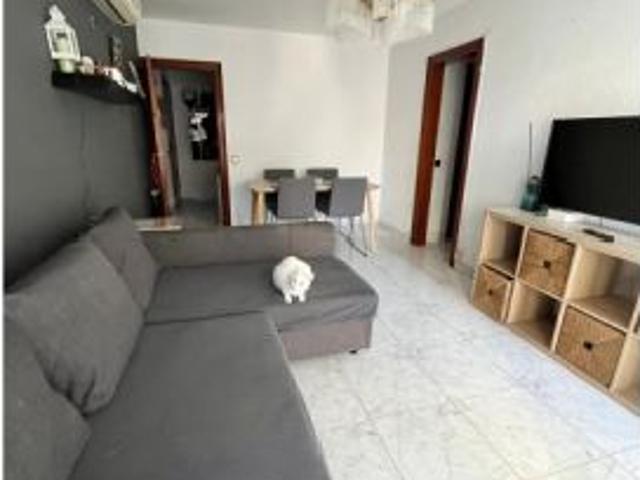 Habitación en piso compartido en santa coloma de gramenet
