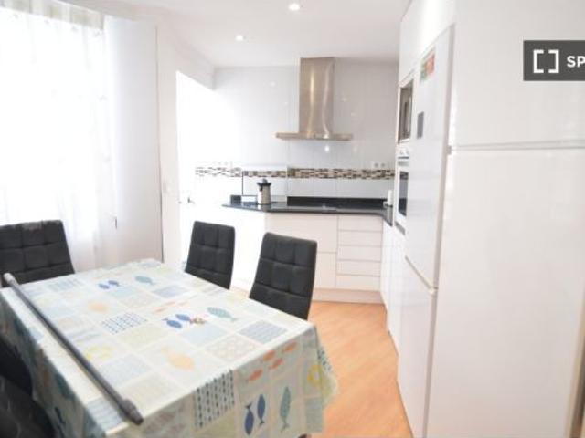 Habitación en piso compartido en Santander