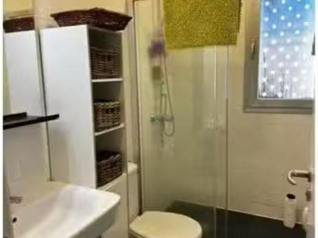 Habitación en piso de 3 dormitorios en Villa de Vallecas, Madr.