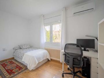 Plaça de Pompeu Fabra, Barcelona, Can Vallhonrat, Barcelona, Cataluña, Cataluña