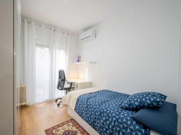 Plaça de Pompeu Fabra, Barcelona, Can Vallhonrat, Barcelona, Cataluña, Cataluña