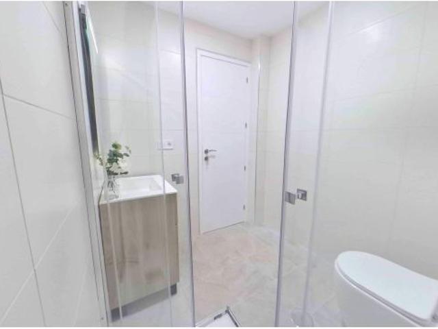 Habitacion en piso en el centro de Alicante