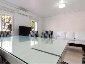 Habitación en piso reformado