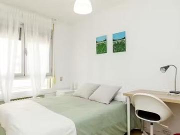 Habitación en Plaza Miguel Salamero, Centro
