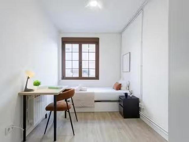 Habitación en Plaza de la Condesa de Gavia, Tetuán