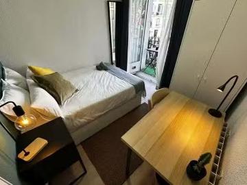 Embajadores, Palos de la Frontera, Madrid