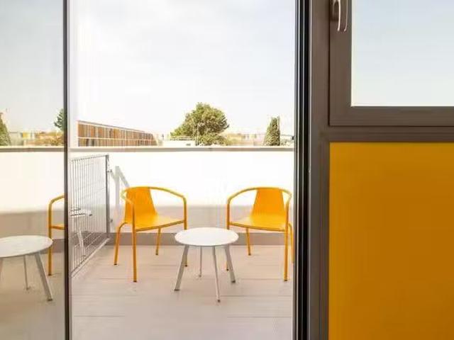 Habitación en Plaza La Marina Española, El Cano Bermejales