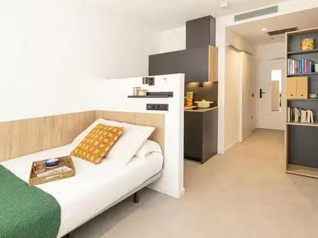 Habitación en Plaza La Marina Española, El Cano Bermejales