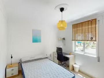 Habitación en Plaza Los Pinos, Los Pinos/Chapín