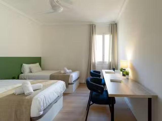 Habitación en Plaza San Amaro, Tetuán