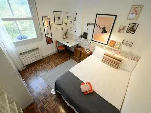 Habitación en Ramón y Cajal etorbidea, San Pedro de Deustu La.