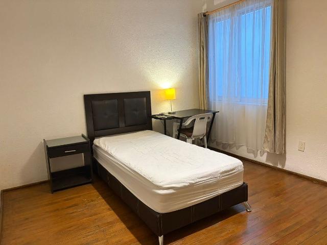 HABITACION EN RENTA EN COL. DEL CARMEN COYOACAN