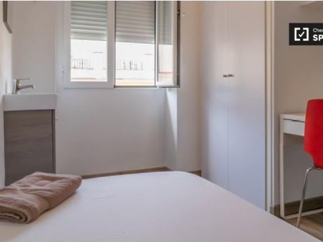 Habitación en residencia de estudiantes en Moncloa, Madrid