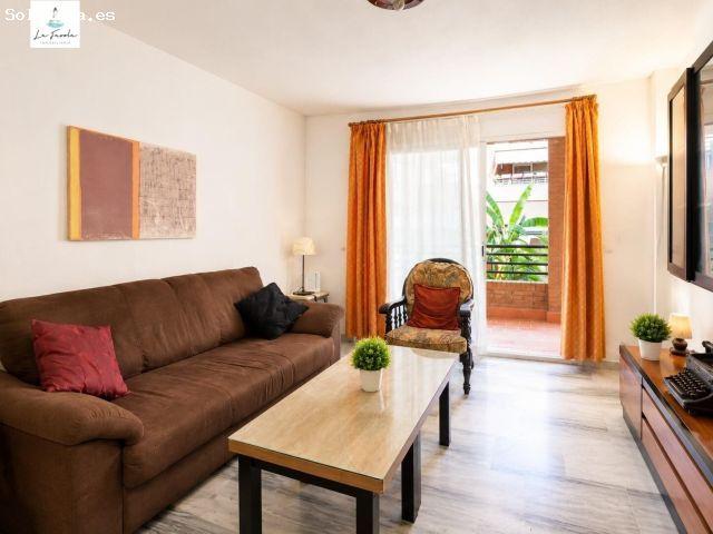 HABITACION EN RESIDENCIAL CON JARDINES EN TEATINOS MALAGA