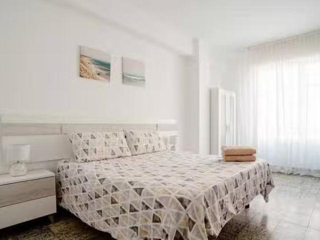 Habitación en Ronda de la Magdalena