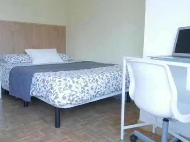 Habitación en Ronda de Sant Pere
