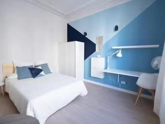 Habitación en Ronda de Sant Pere, Dreta de l'Eixample