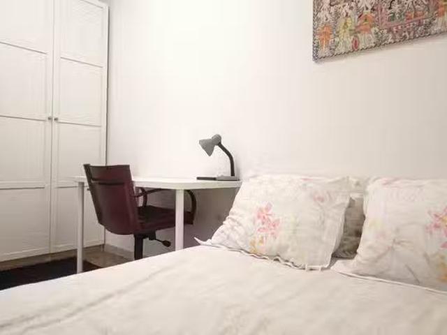 Habitación en Travessera de Dalt, Gràcia