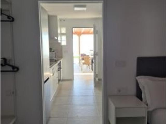 Habitación en un apartamento compartido de 1 dormitorio en alquiler en Arafo