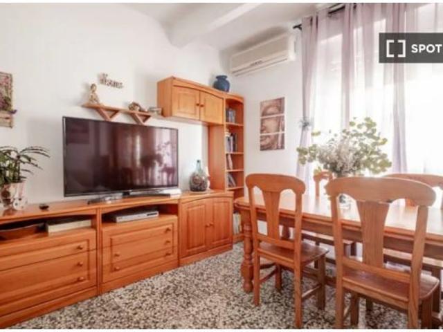 Habitación en un apartamento compartido de 1 dormitorio en alquiler en Aspe