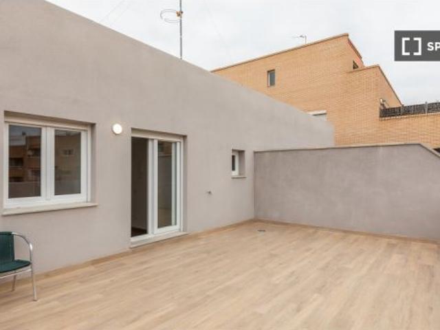 Habitación en un apartamento compartido de 1 dormitorio en alquiler en Burjassot