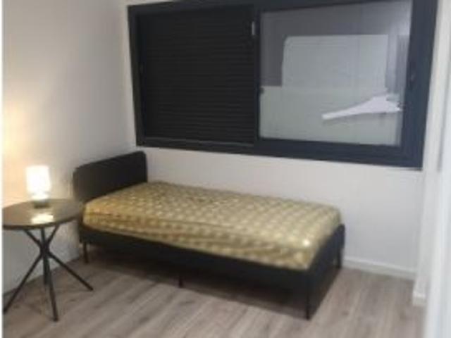 Habitación en un apartamento compartido de 1 dormitorio en alquiler en Granollers