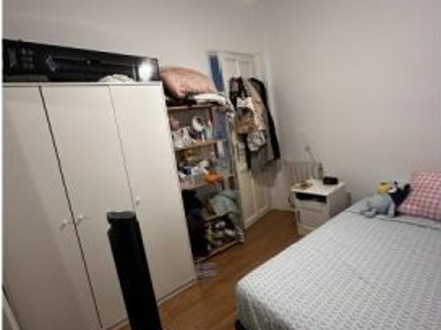 Habitación en un apartamento compartido de 1 dormitorio en alquiler en Ibiza