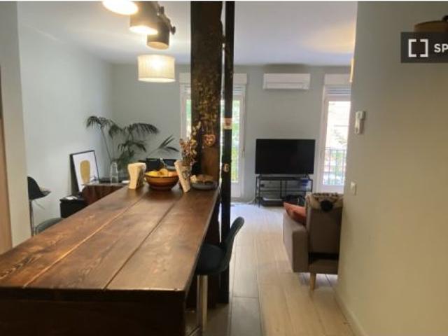 Habitación en un apartamento compartido de 1 dormitorio en alquiler en Pacífico