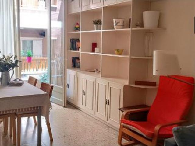 Habitación en un apartamento compartido de 1 dormitorio en alquiler en Vila de Gràcia