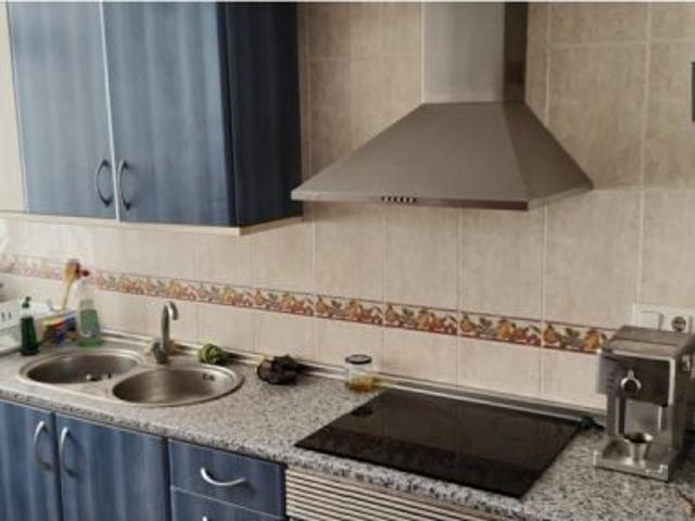Habitación en un apartamento compartido de 2 habitaciones en alquiler en La Princesa