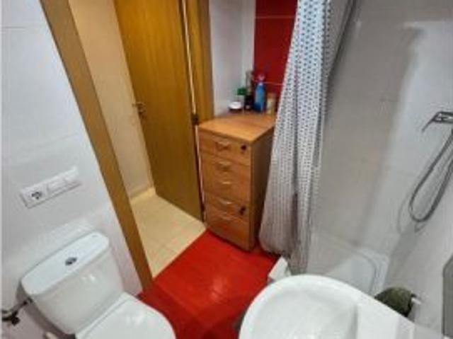 Habitación en un apartamento compartido de 4 habitaciones en alquiler en Benaguasil, con todos los g